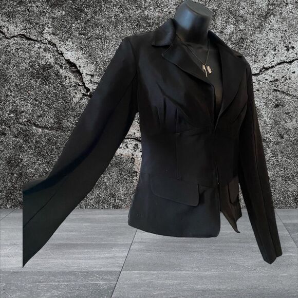 Black Corset style blazer NWOT by AZIZ lace up back sophisticated style size M. - Picture 2 of 8